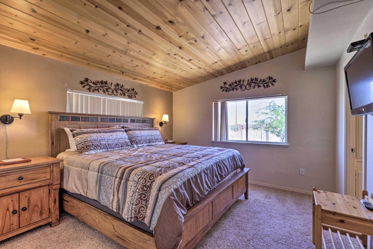 Rustic Bullhead City Retreat With Porch And Views Exterior foto