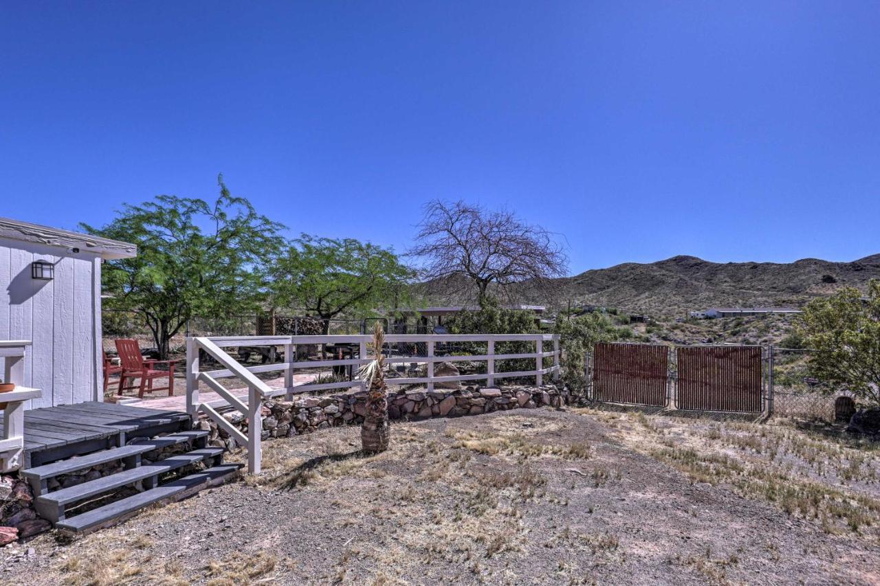 Rustic Bullhead City Retreat With Porch And Views Exterior foto